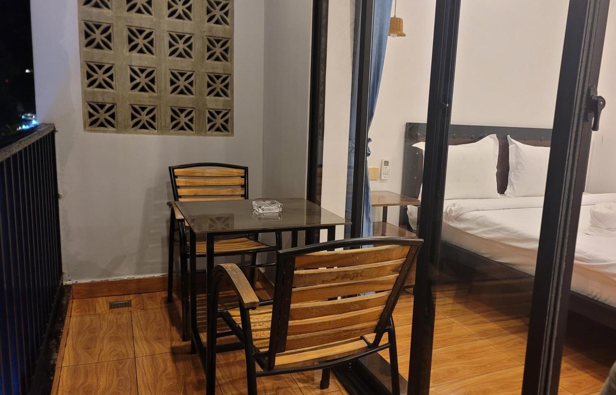 Park Inn Boutique And Hostel กำปอต ภายนอก รูปภาพ