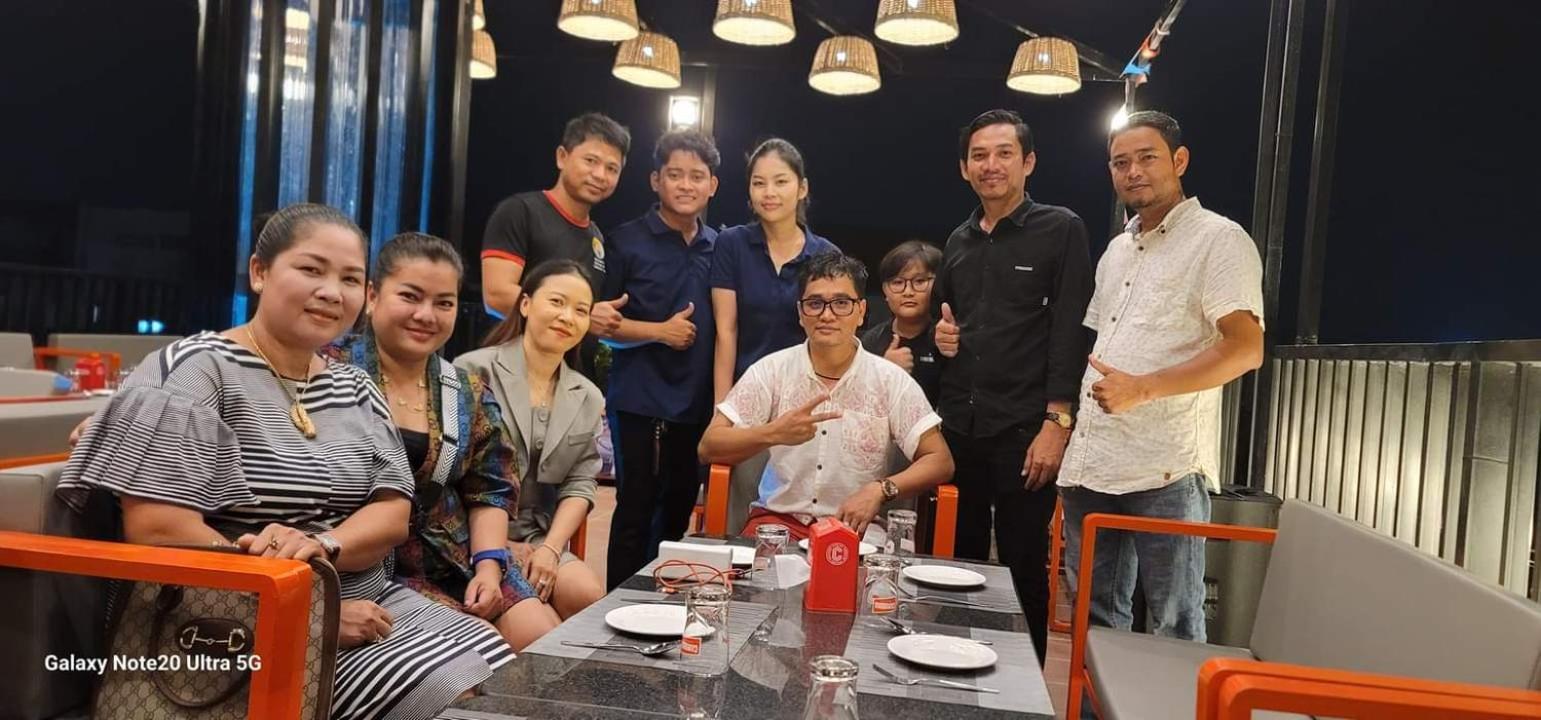 Park Inn Boutique And Hostel กำปอต ภายนอก รูปภาพ